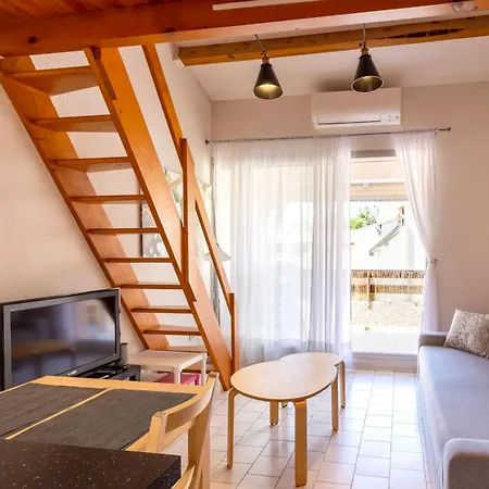 40m2 Cosy Avec Piscine, Clim, Parking Prive *