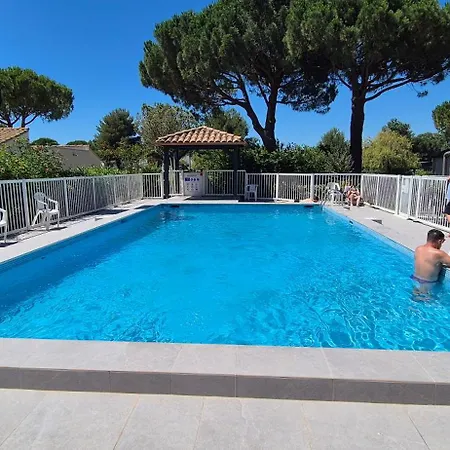 Holiday home 40m2 Cosy Avec Piscine, Clim, Parking Prive *