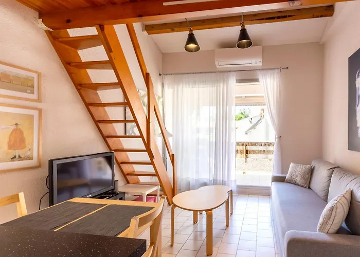 40m2 Cosy Avec Piscine, Clim, Parking Prive *