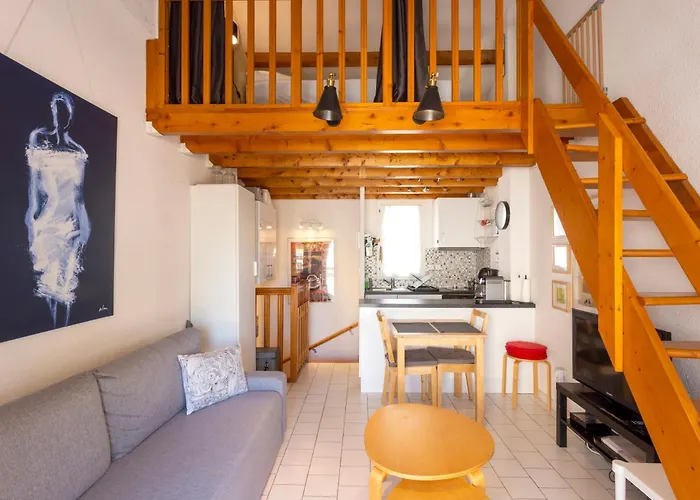40m2 Cosy Avec Piscine, Clim, Parking Prive